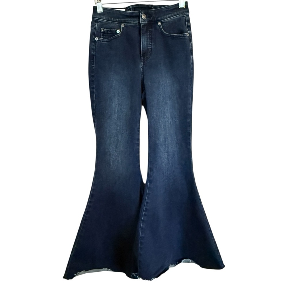 Free People - We The Free CRVY Ma Cherie Flare Jeans – Women’s Size 26